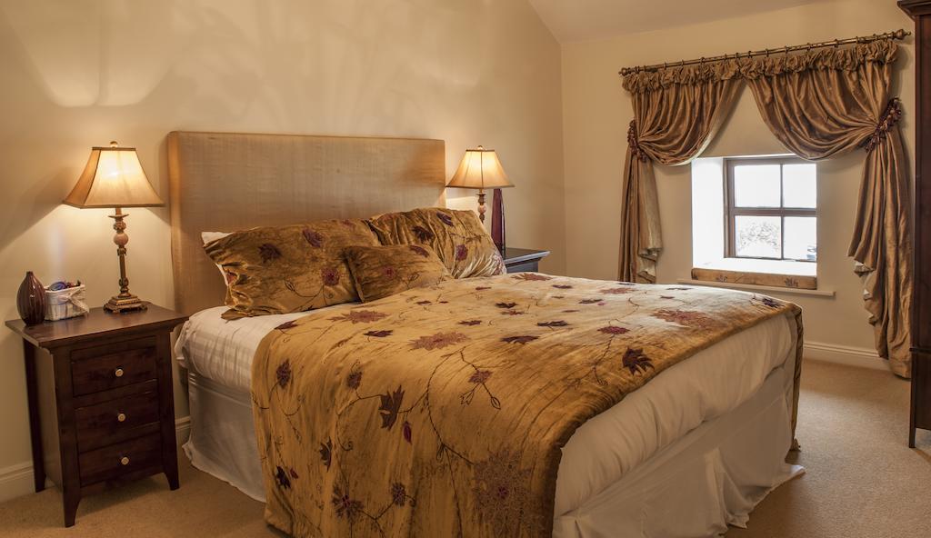 New Forest Estate Lodges Tyrrellspass Eksteriør billede
